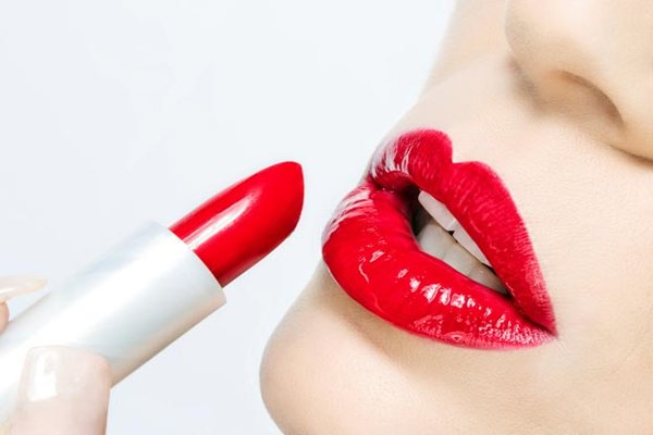 makeup tips and tricks lipsticks