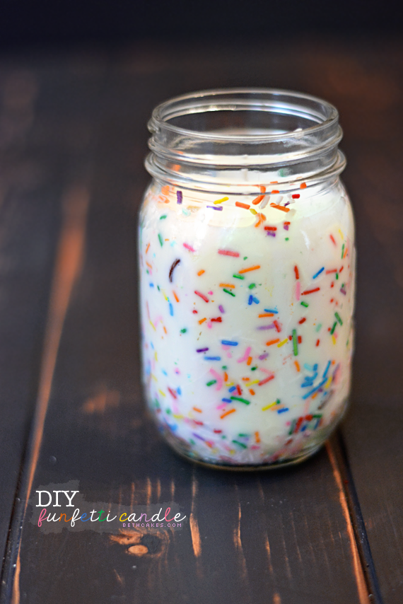 DIY Funfetti Christmas Candles