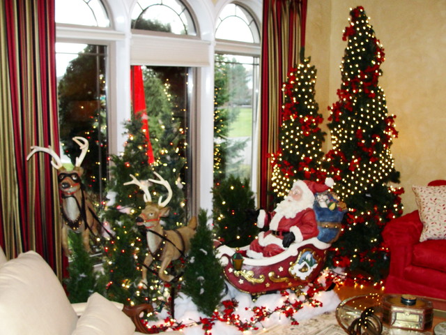 50 Stunning Christmas Decorations For Your Living Room