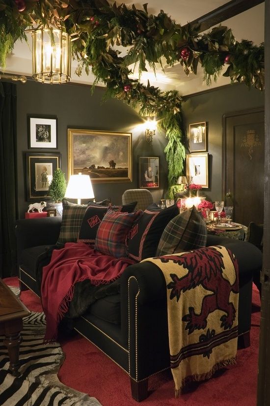 The Bachelor’s Living Room For Christmas